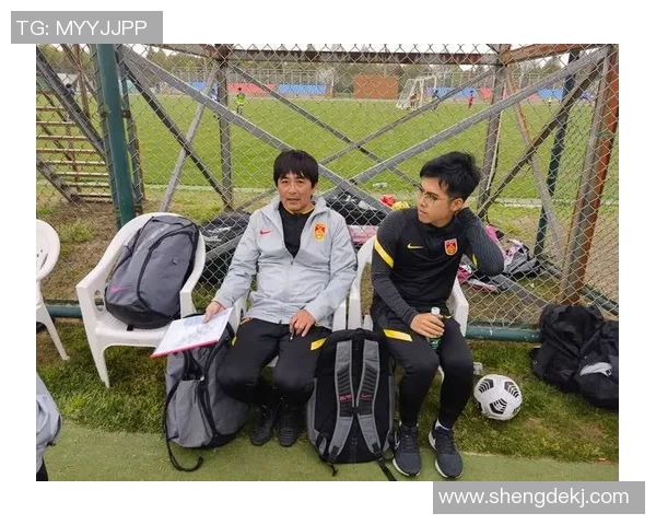 广州足球队的精神之旅：深入探讨球队文化与意识的奥秘